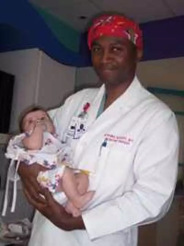 Nigerian Surgeon Removes Baby From Womb, Operates On Her Tumor & Returns Her (Photos)